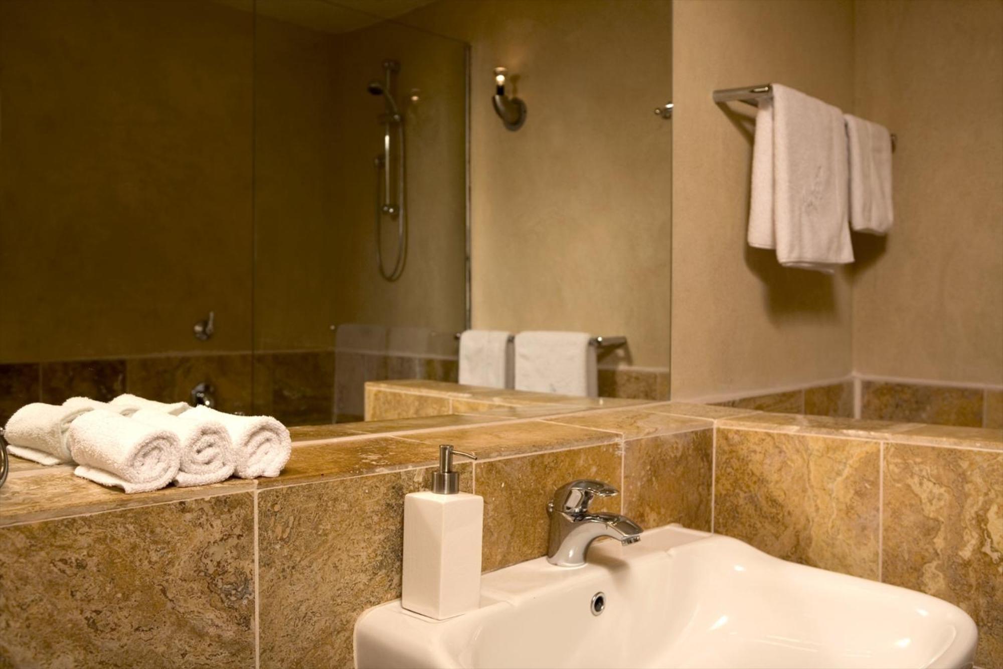 Lezard Bleu Guest House Κέιπ Τάουν Εξωτερικό φωτογραφία