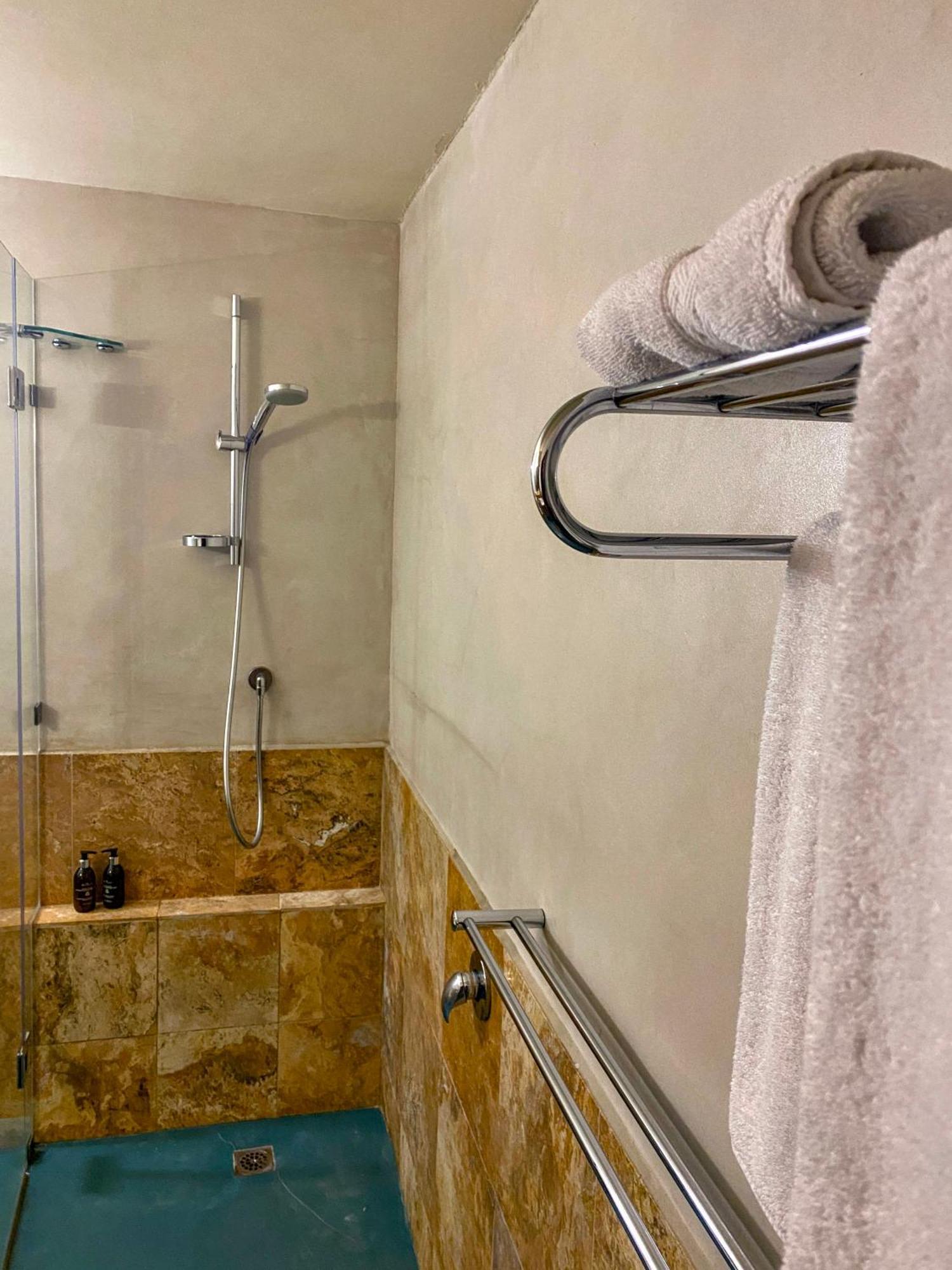 Lezard Bleu Guest House Κέιπ Τάουν Εξωτερικό φωτογραφία
