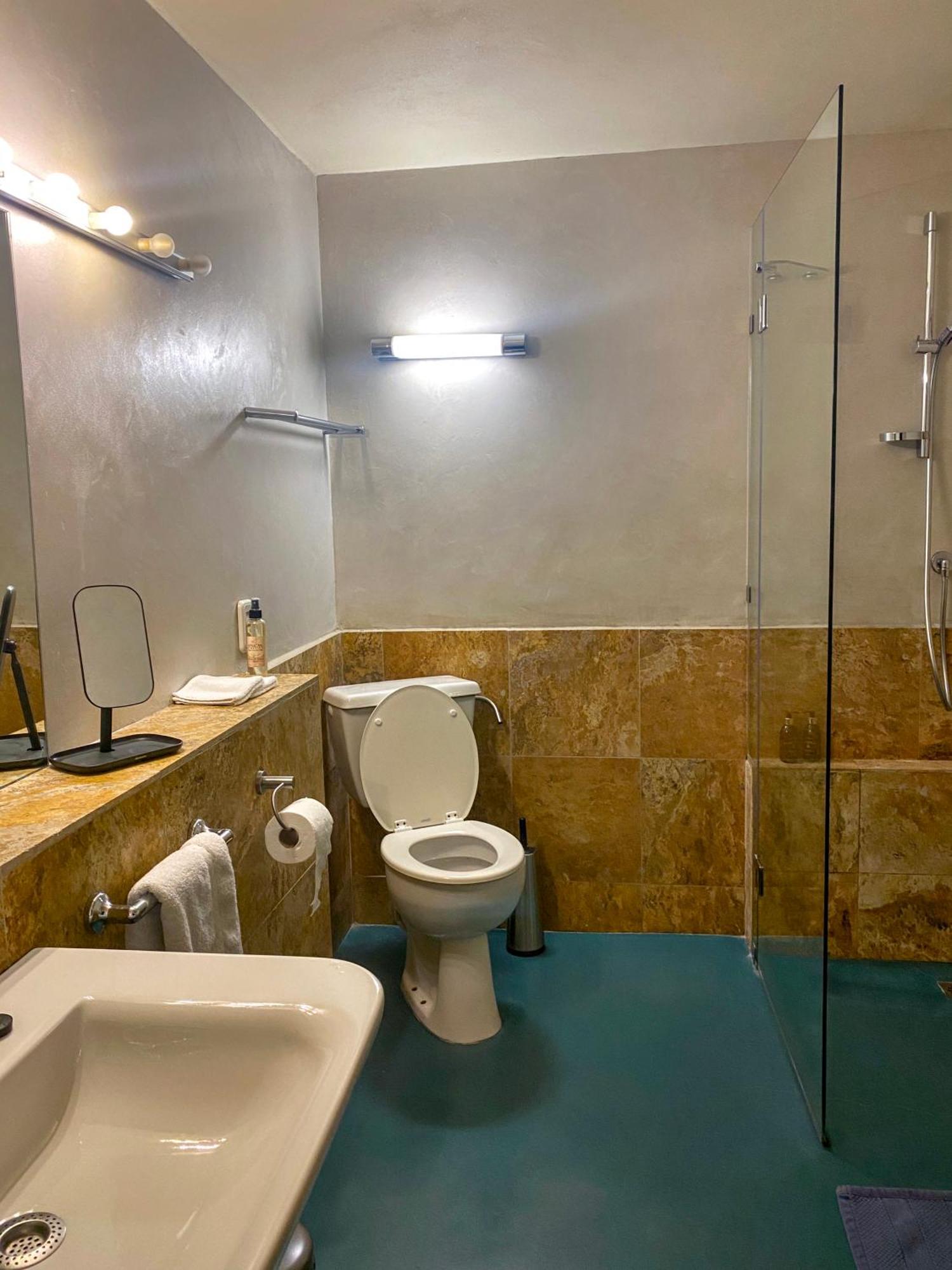 Lezard Bleu Guest House Κέιπ Τάουν Εξωτερικό φωτογραφία